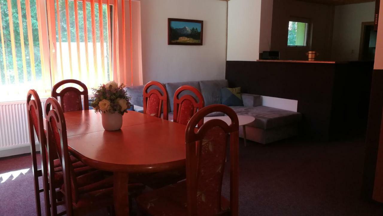 Maison d'hôtes Chata Eliska à Stará Lesná Extérieur photo